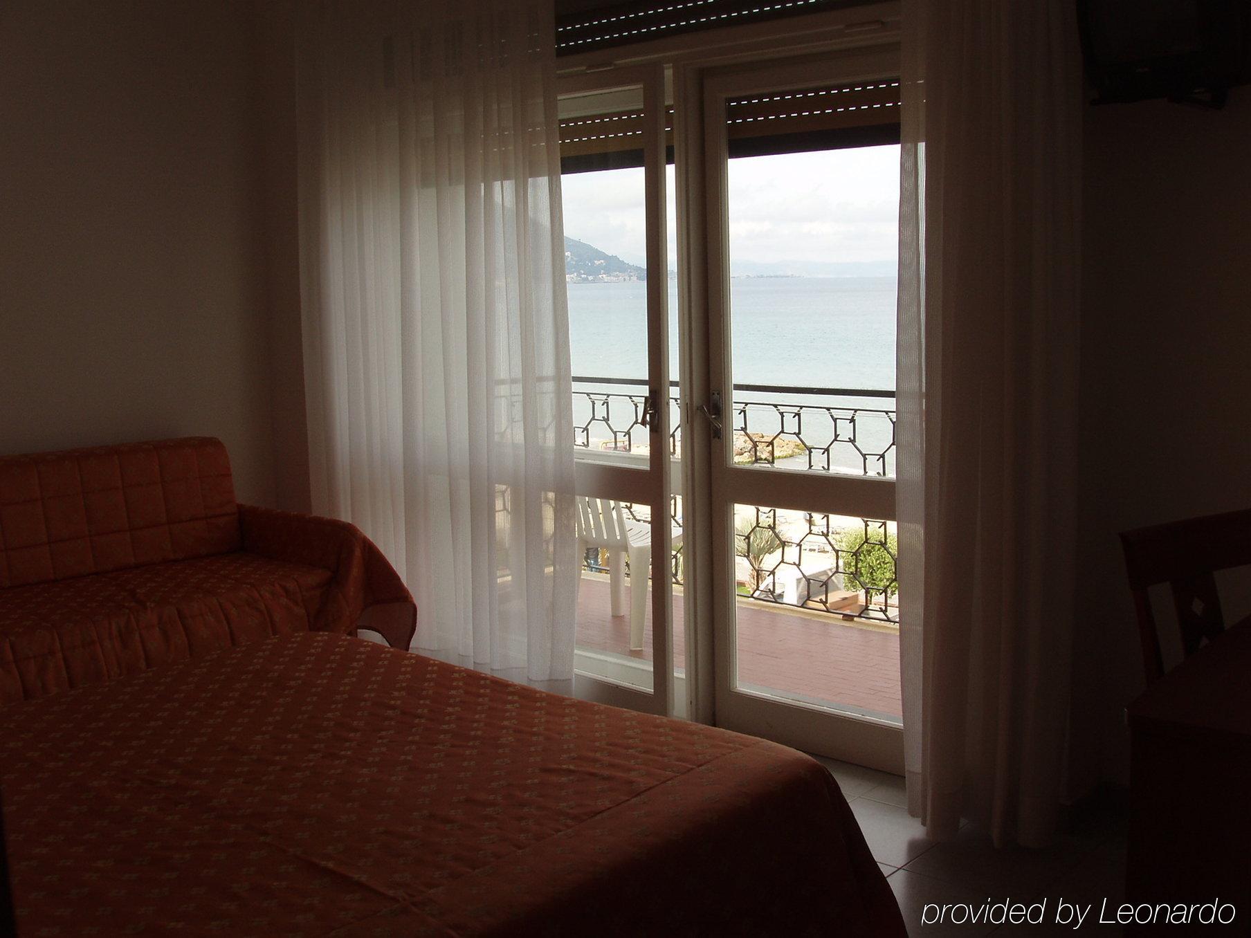 Hotel Aquilia لايقويليا الغرفة الصورة