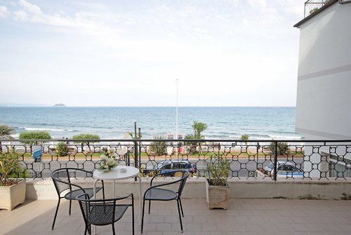 Hotel Aquilia لايقويليا المظهر الخارجي الصورة